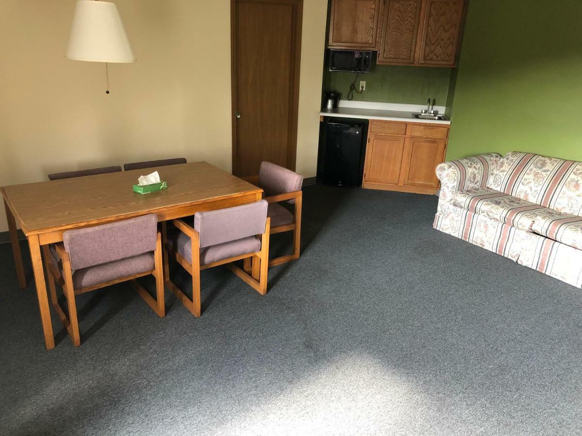 Motel Salt Creek