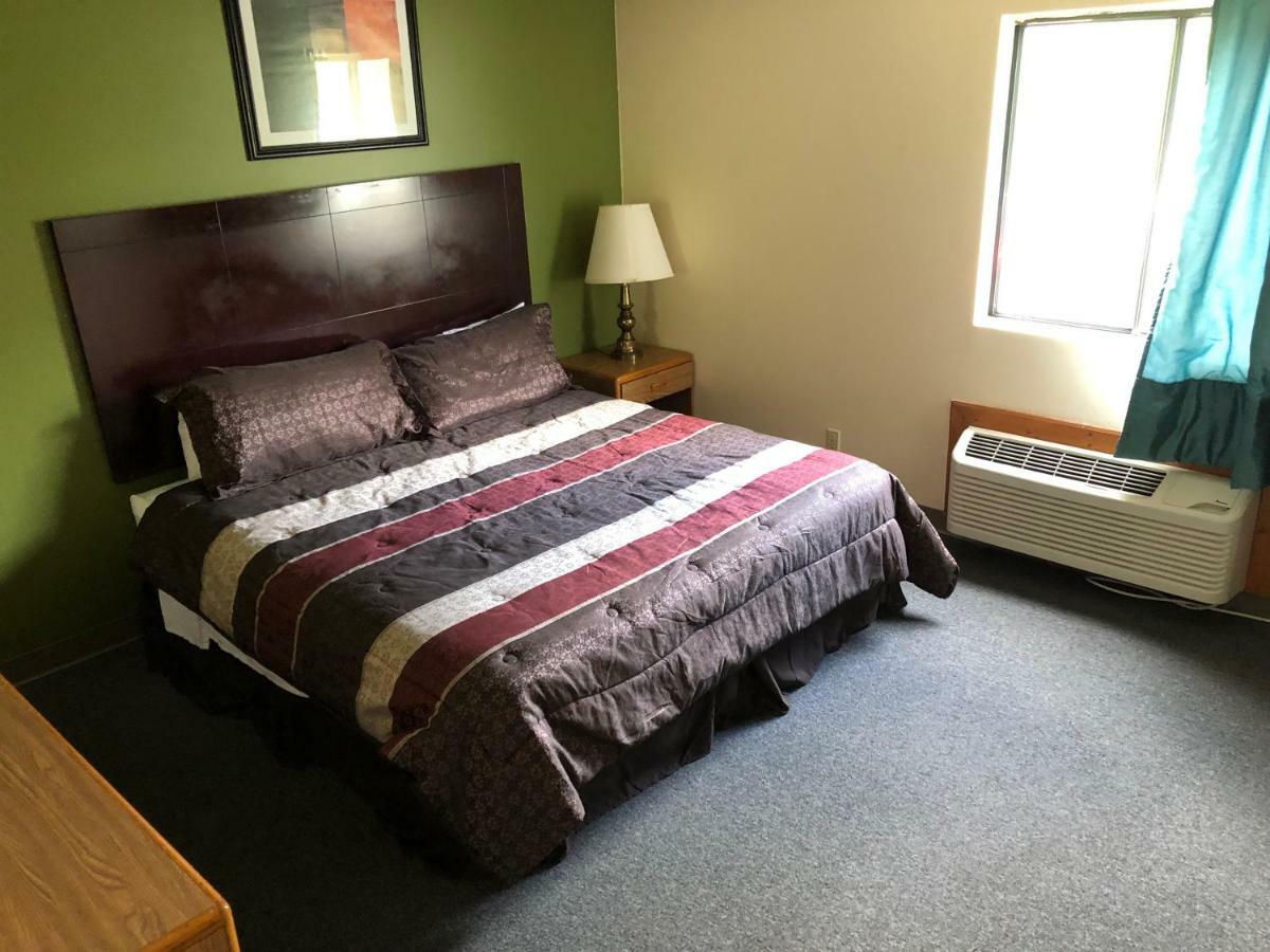 Motel Salt Creek 3*